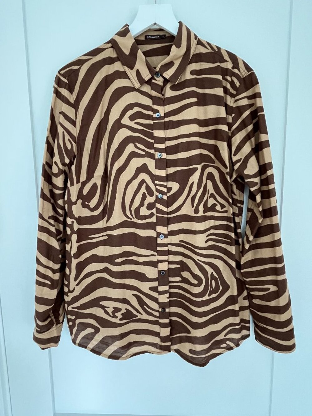 J. McLaughlin Lois Zebra Print Long Sleeve Button Down Shirt Size L. Like NEW